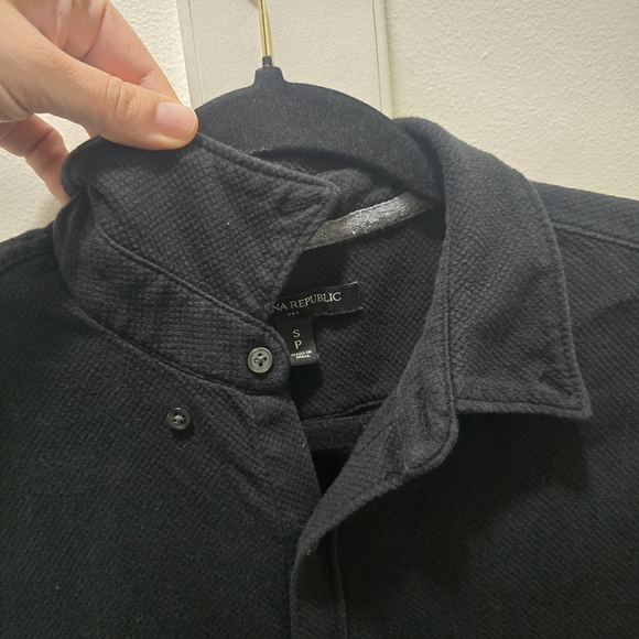 Banana Republic Men's Textured Knit Long Sleeve Button-Down - Picture 6 of 10